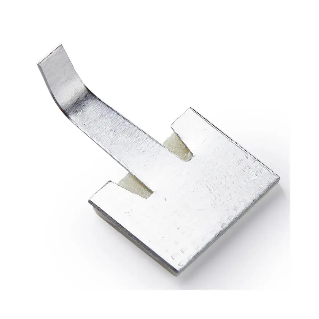 SRRAK - Kẹp nhôm trên đế keo